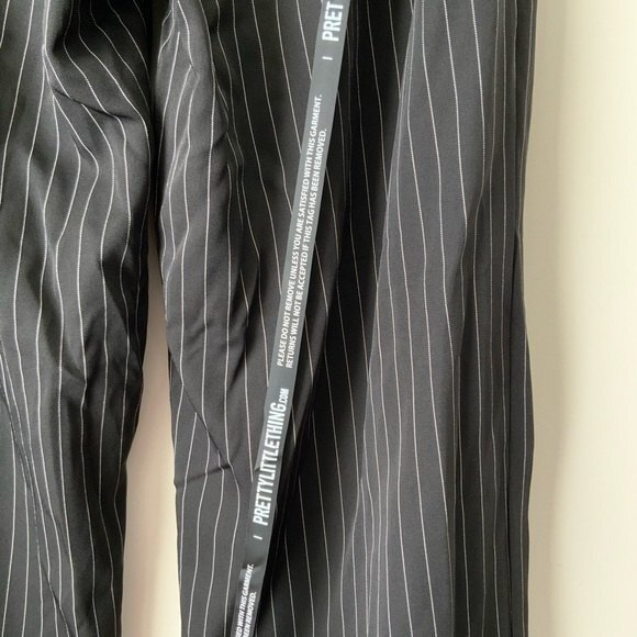 PrettyLittleThing Pinstripe Wide Leg Trouser Career Black 10 - Picture 6 of 7